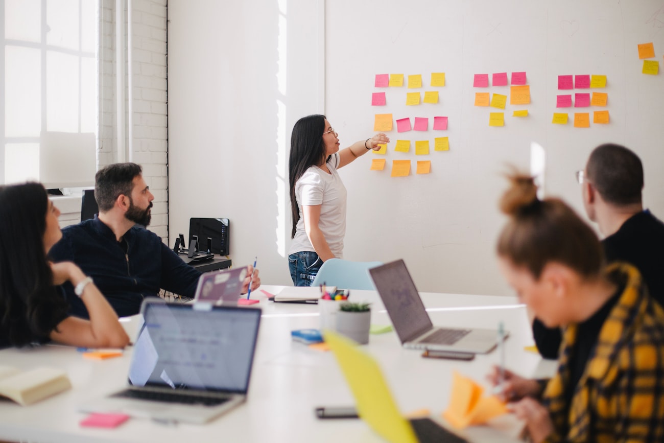 Workshop creativo con post-it